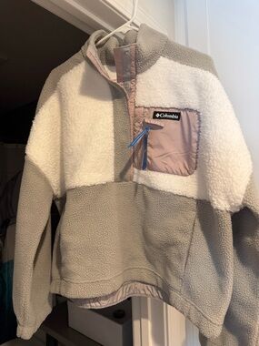 Columbia Sherpa Pullover - Cream & grey